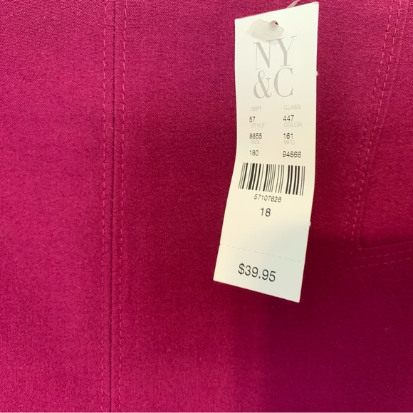NWT New York and Co (size 18) Dark Fuchsia skirt with slit - Picture 6 of 9